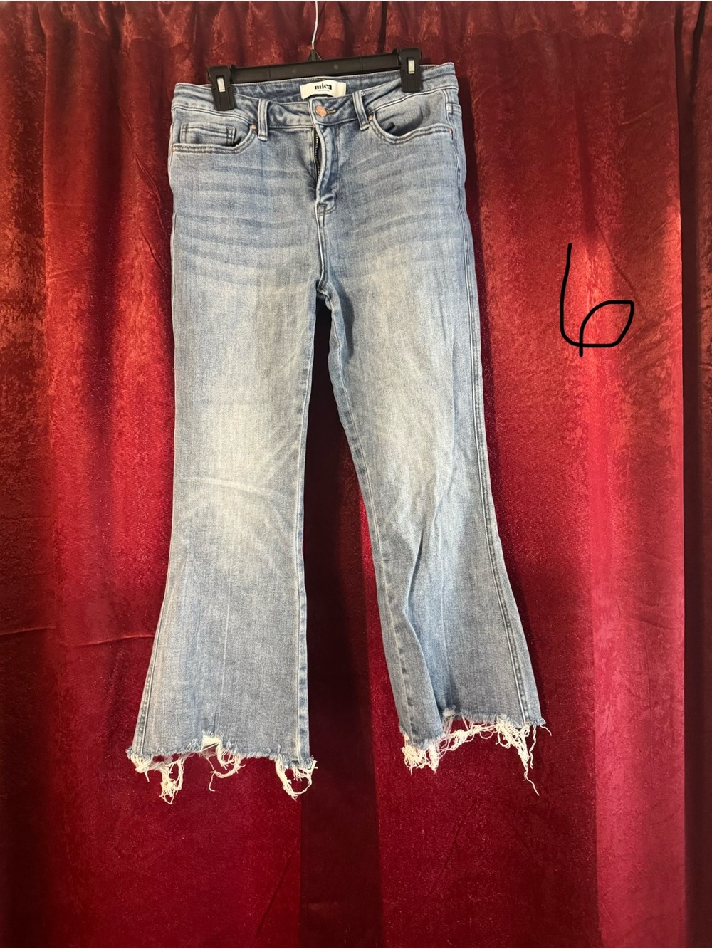 Light Blue Cropped Frayed Hem Jeans